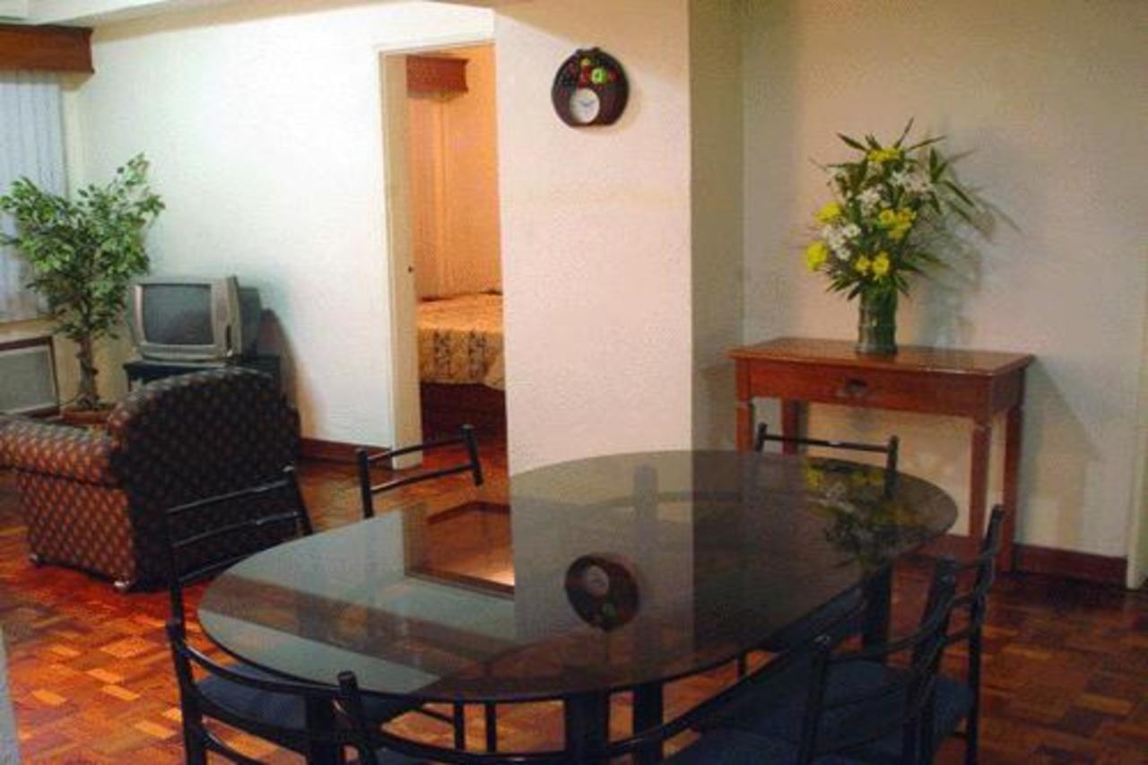 Citadel Inn Makati Makati City Extérieur photo